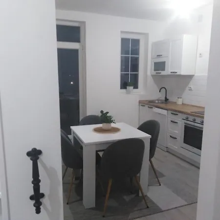 Appartement Rea 1 *